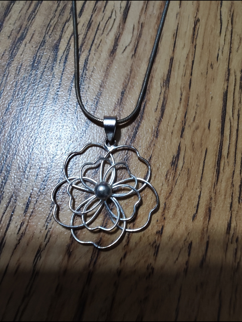 Silver Floral Openwork Pendant Necklace